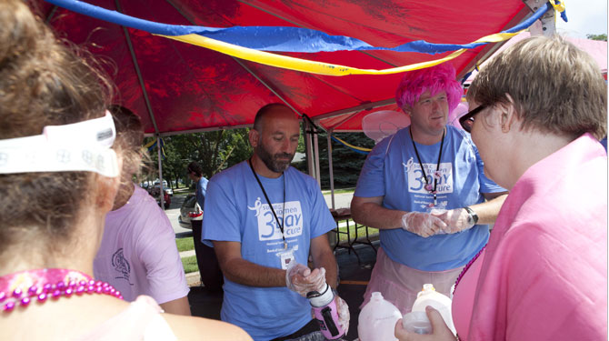 Join the 3-Day crew, or support the 3-Day as a volunteer.