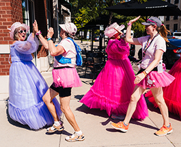 3DAY_CHICAGO_2022-833_cheeringstations.jpg